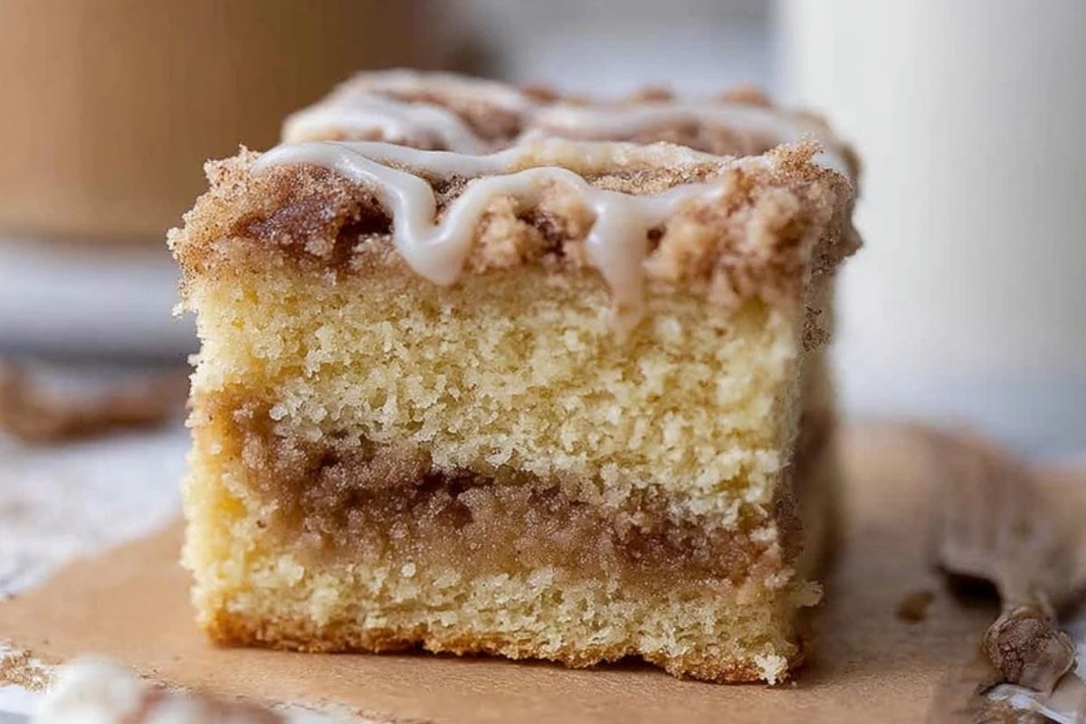 Easy Copycat Starbucks Coffee Cake