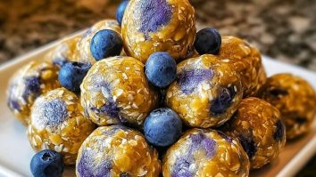 No-Bake Lemon Blueberry Protein Bites