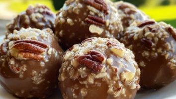 No-Bake Pecan Pie Balls