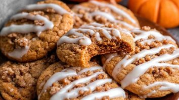 Pumpkin Coffee Cake Cookies