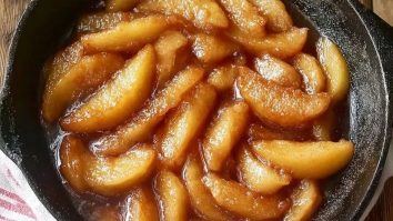 Traditional Southern Fried Apples