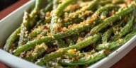 Crispy Parmesan Roasted Green Beans