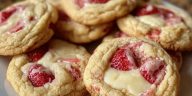 Strawberry Cheesecake Stuffed Cookies
