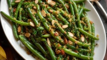 Thanksgiving Green Beans