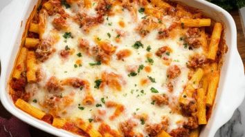 Cheesy-Baked-Ziti