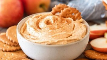 Dreamy Pumpkin Pie Dip