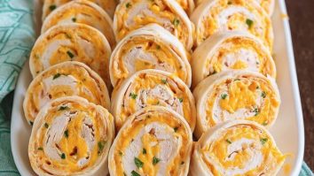 Easy Buffalo Chicken Pinwheels