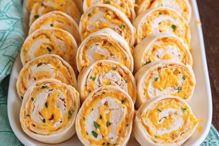 Easy Buffalo Chicken Pinwheels