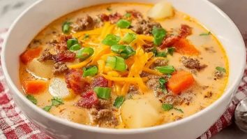 Homemade Cheeseburger Soup with Baby Potatoes