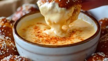 The Best Cheese Dip