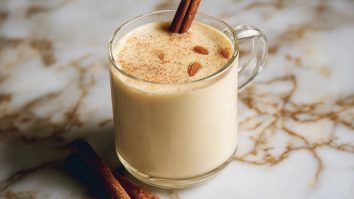 Vegan-Almond-Eggnog