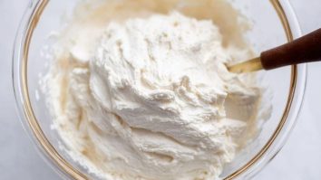 Vintage Ermine Frosting