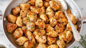 Chicken Bites In Garlic Butter