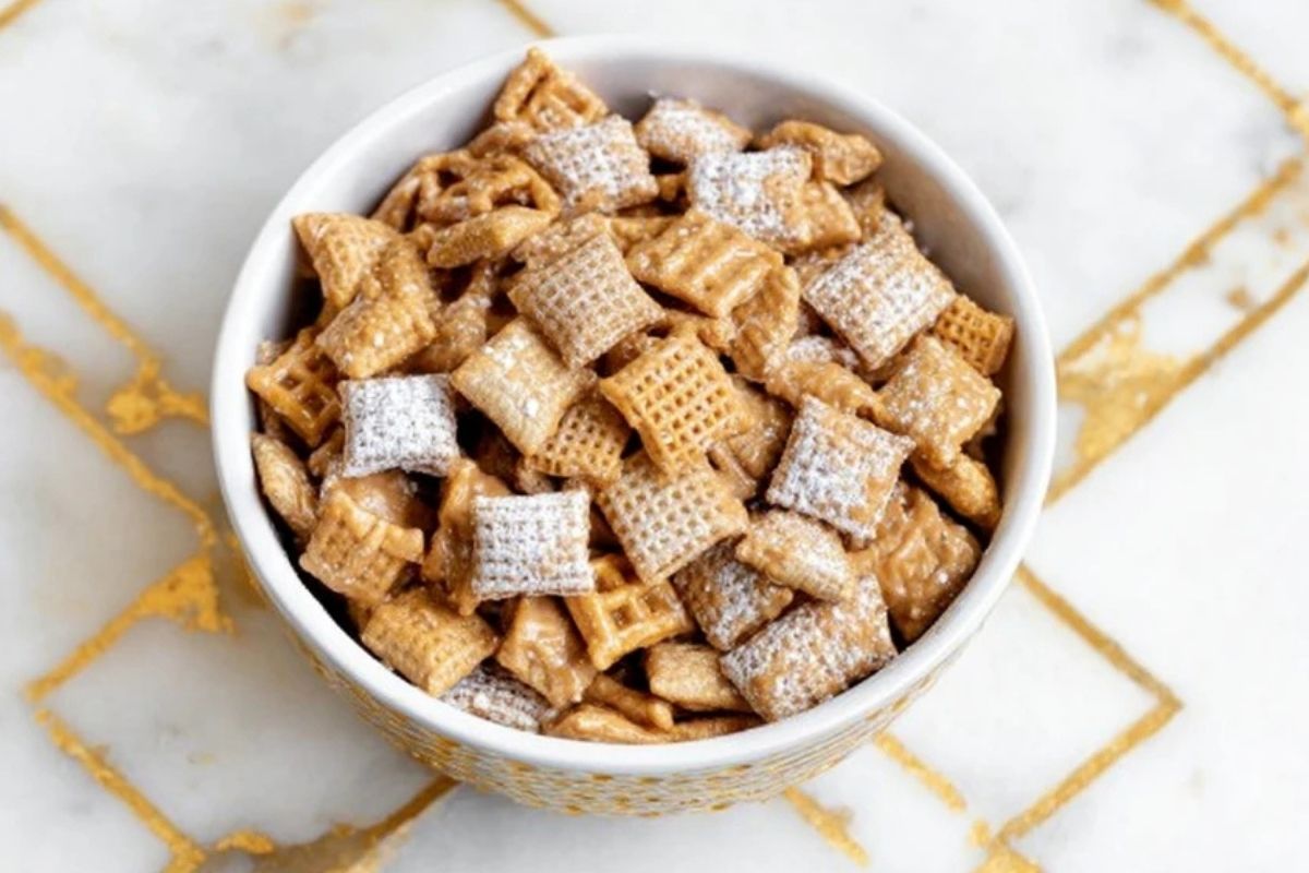 Cookie Butter Puppy Chow