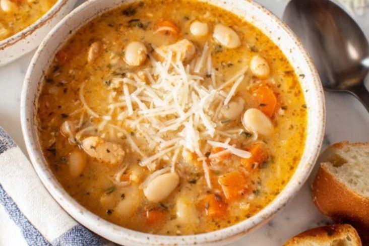 Creamy Chicken White Bean Soup