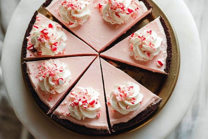 Holiday Bliss Christmas Peppermint Pie