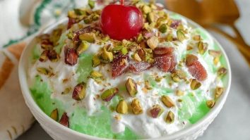 Traditional Watergate Fruit Salad with Pistachios