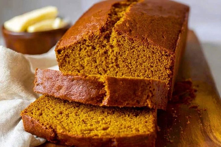 Easy Homemade Pumpkin Bread