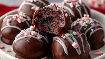 Candy Cane Brownie Bombs