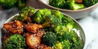 Crispy Chicken Thighs With Broccoli