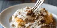 Pioneer Woman Sausage Gravy