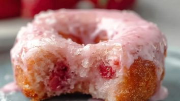 Best Valentine's Day Strawberry Donuts