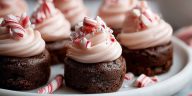 Candy Cane Brownie Bites