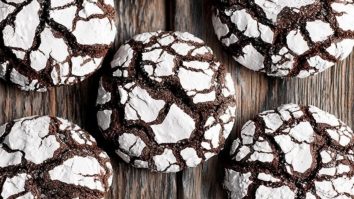 Chocolate Crinkle Cookies Recipe