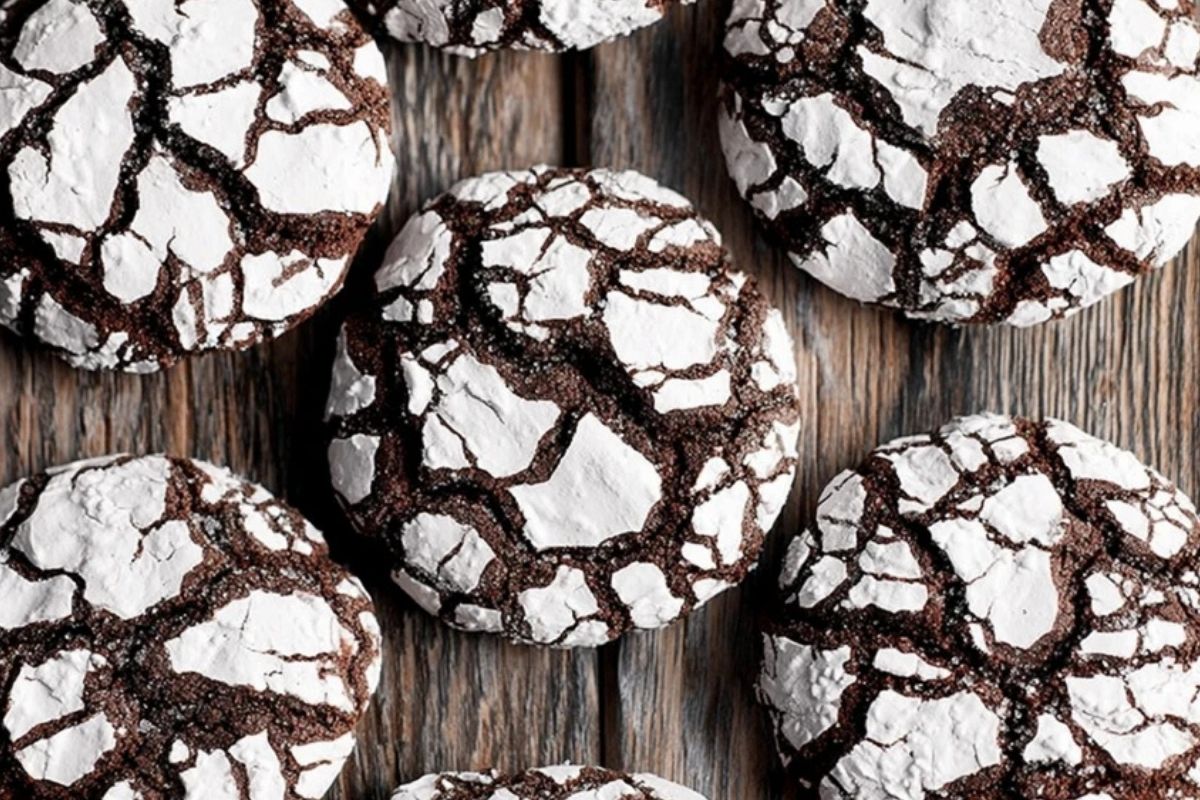 Chocolate Crinkle Cookies Recipe