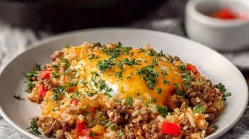 Delicious Ground Beef and Rice Skillet