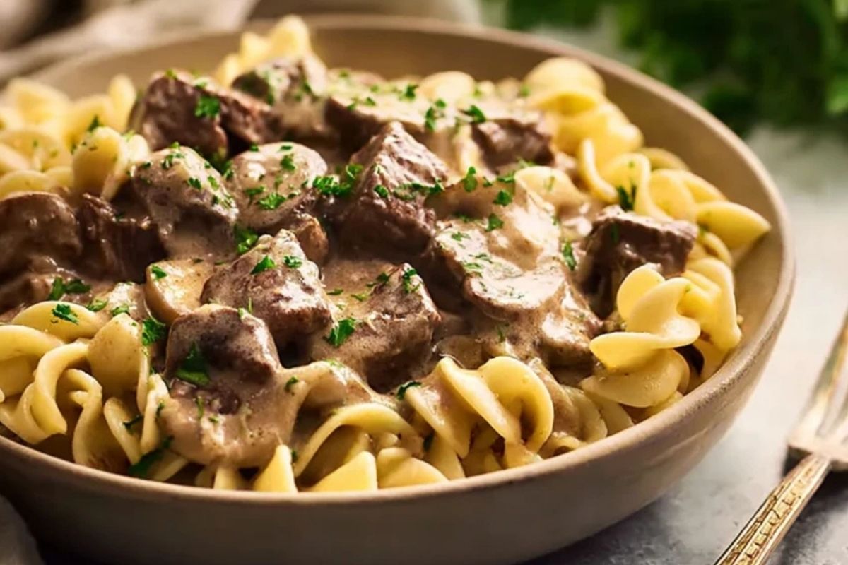 Instant Pot Beef Stroganoff