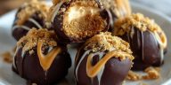 No-Bake Peanut Butter Cheesecake Balls