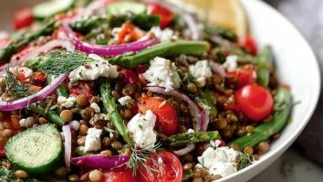 Protein Packed Mediterranean Lentil Salad