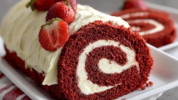 Red Velvet Cake Roll