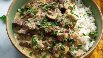 Simple Leftover Roast Beef Stroganoff