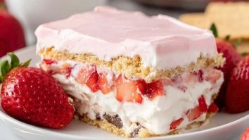 Strawberry Eclair Cake