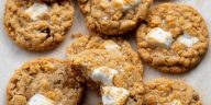 Brown Butter Marshmallow Crispy Cookies