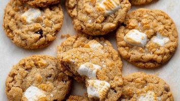 Brown Butter Marshmallow Crispy Cookies