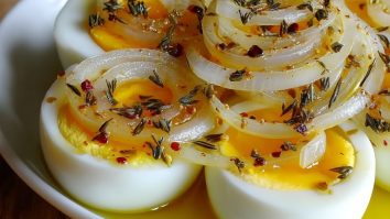 Classic Pickled Eggs