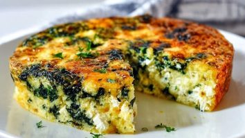 Easy Spinach & Cottage Cheese Breakfast Casserole