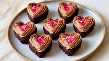 Heart-Shaped Chocolate Cupcakes