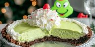 No Bake Grinch Pie