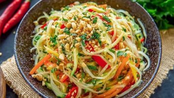 Thai Papaya Salad